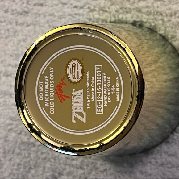 The Legend of Zelda Skyward Sword Link Pint Glass Nintendo - Picture 5 of 6